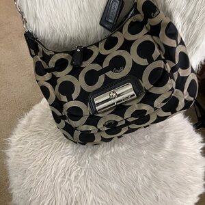 Coach Black and Cream Patterned Shoulder Bag